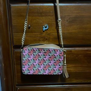 Michael Kors crossbody. Barely used.